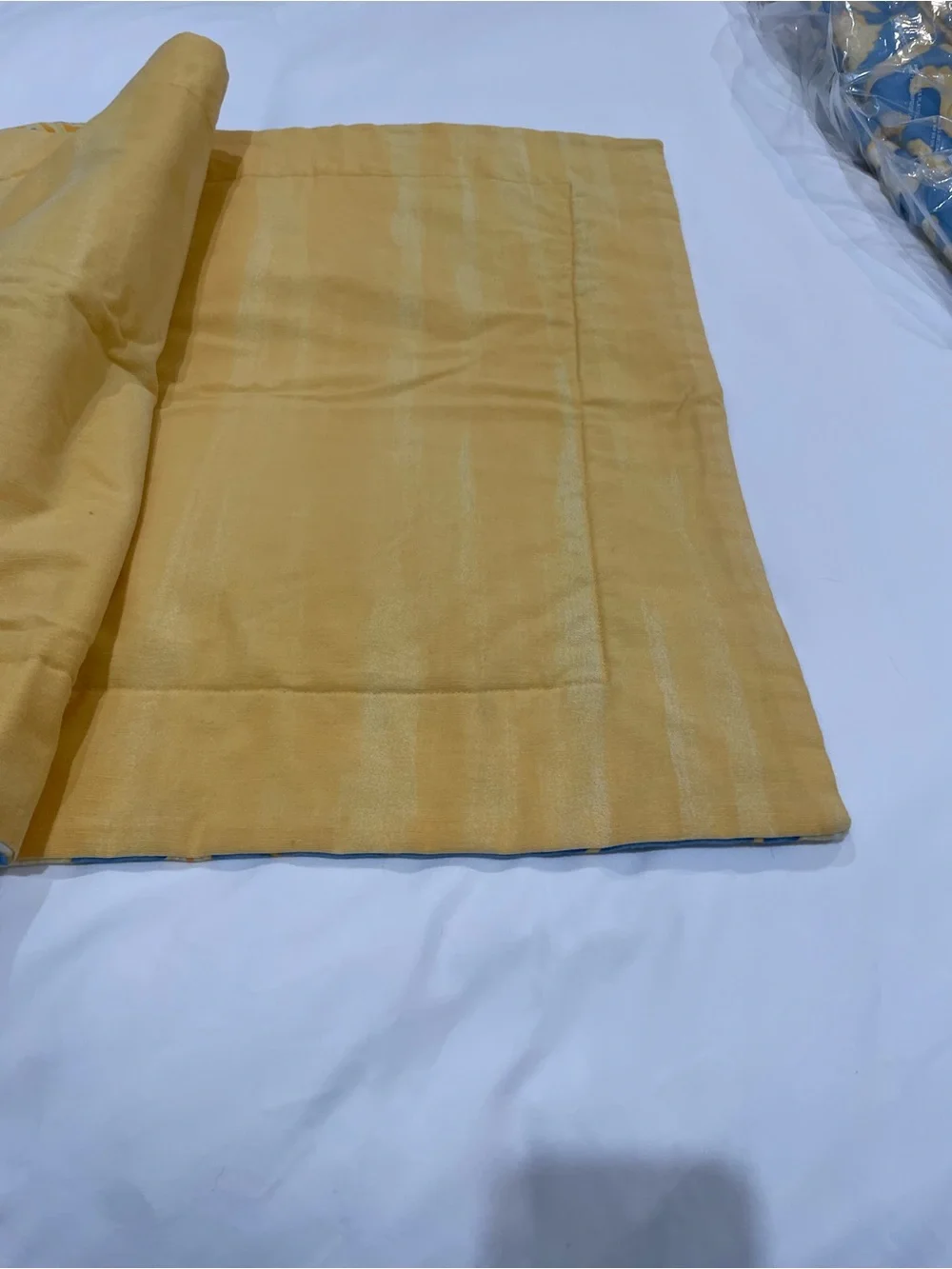 Blue Decorative Damask duvet cover and shams - Homemade No Skirt